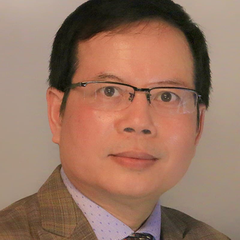 Ảnh chân dung Lê Chí Hiếu